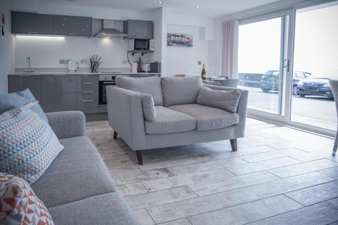 Beach Court - 1 Bedroom Apartment - Saundersfoot Exterior photo
